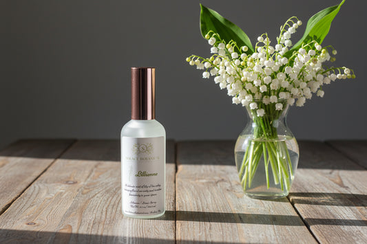 Lillienne Signature Linen Spray – Lily of the Valley | 3.5 oz Frosted Glass Bottle
